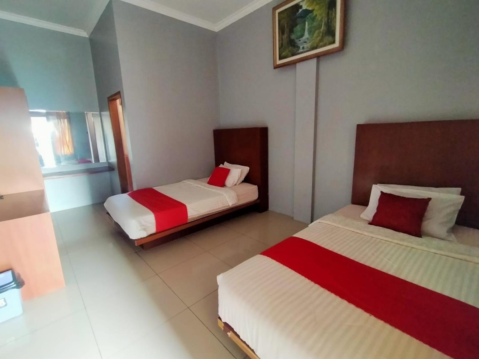 Hotel Asri Baru プルウォケルト エクステリア 写真