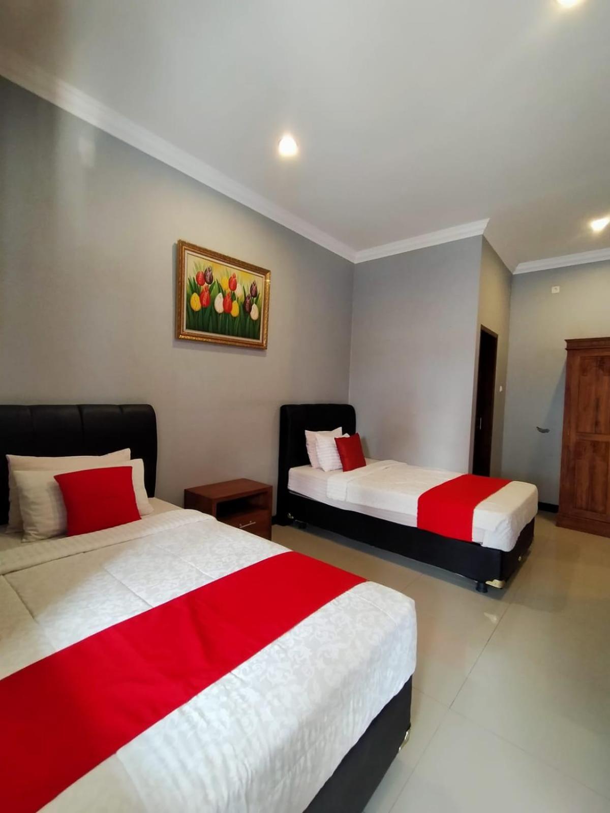 Hotel Asri Baru プルウォケルト エクステリア 写真